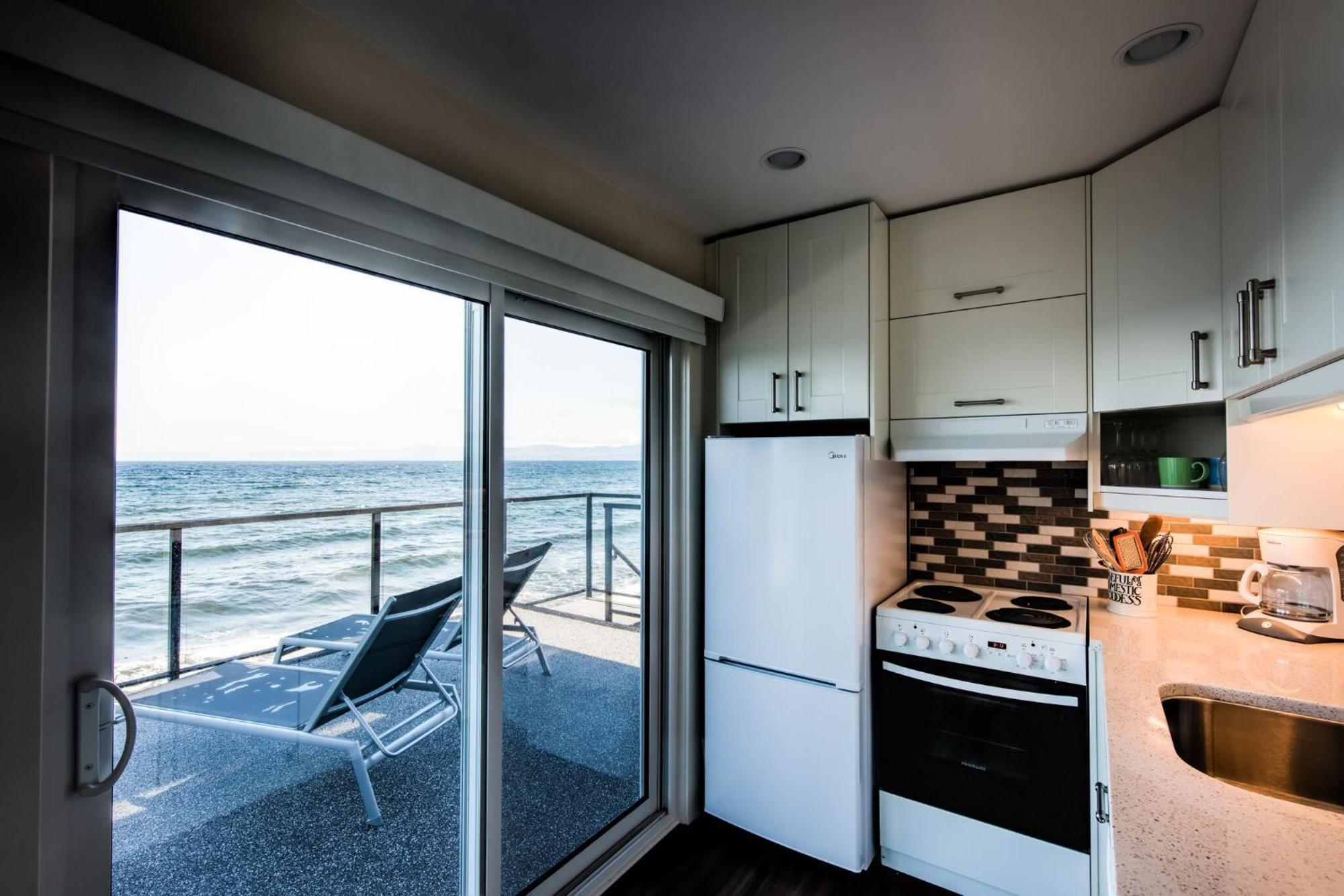 Qualicum Beach Ocean Suites 外观 照片