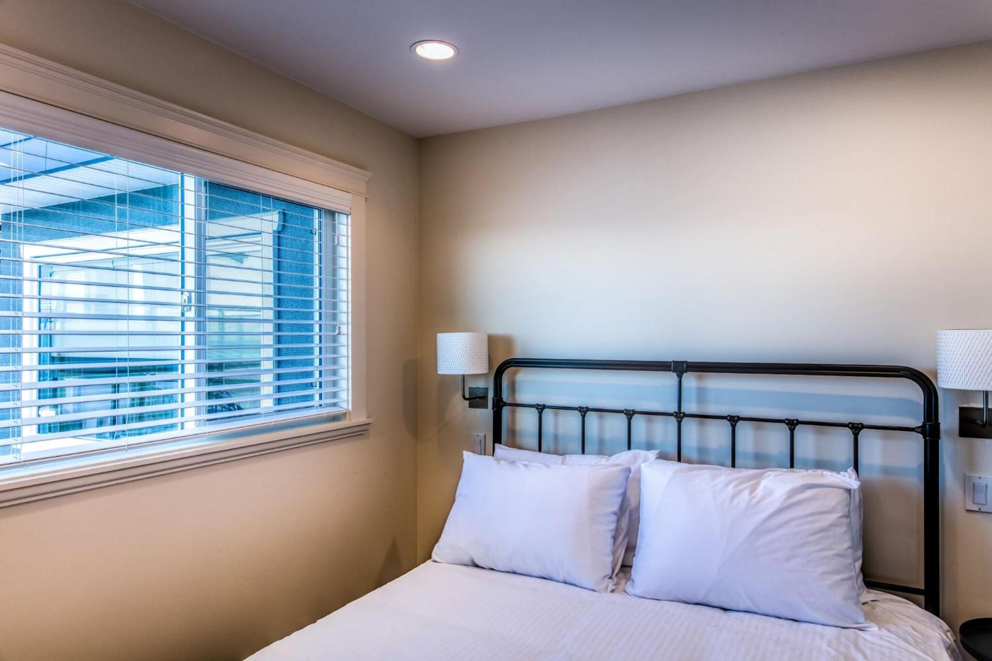 Qualicum Beach Ocean Suites 外观 照片