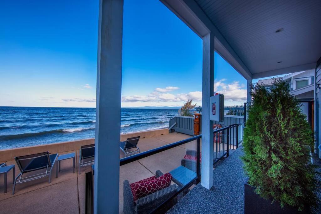 Qualicum Beach Ocean Suites 外观 照片