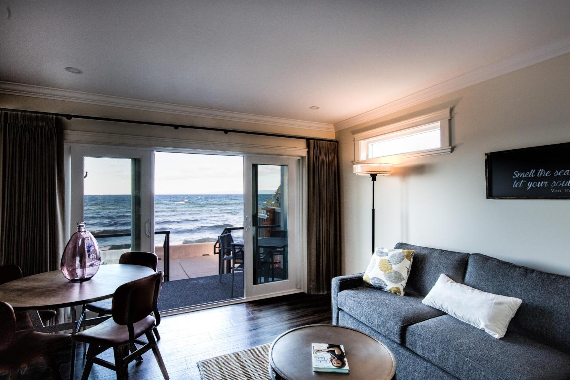 Qualicum Beach Ocean Suites 外观 照片